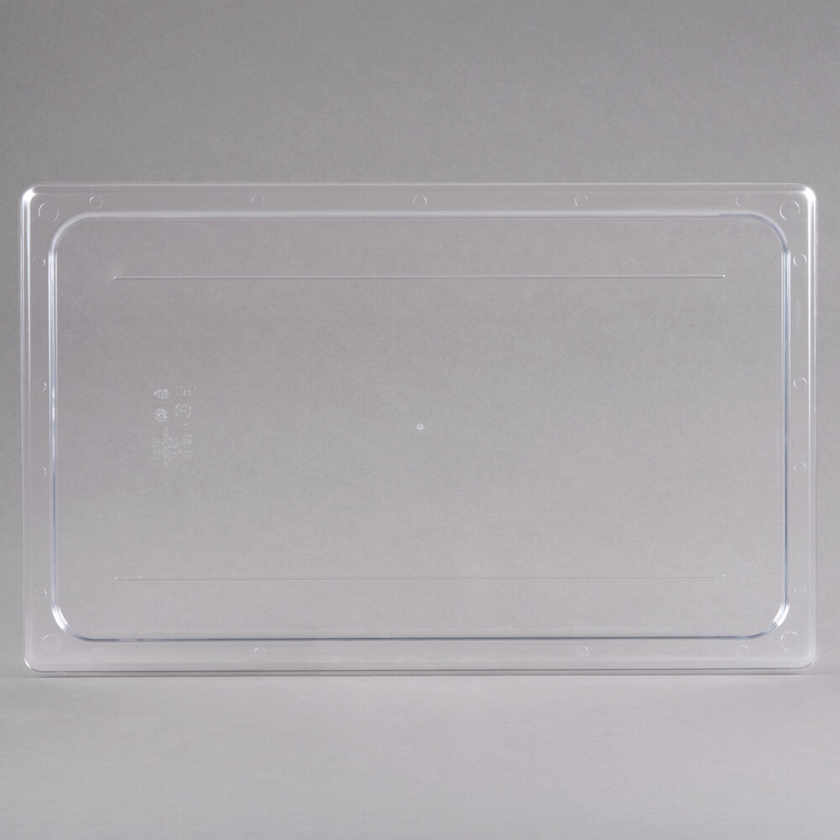 Cambro 10CWC135 full size clear polycarbonate flat food pan lid viewed from above on a neutral gray background