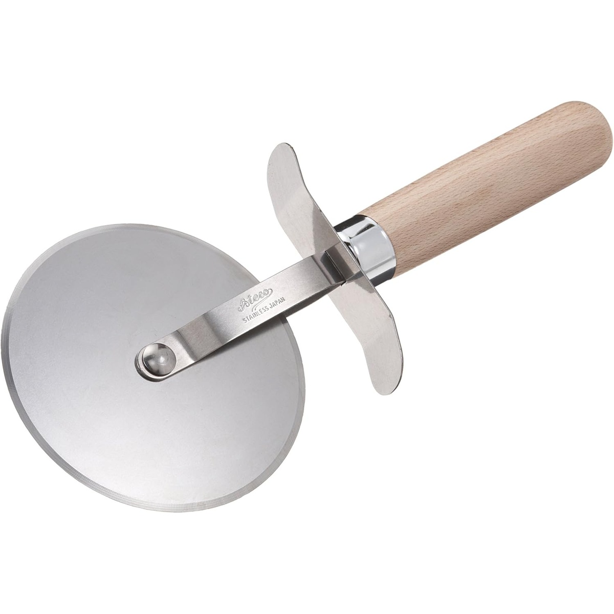 Ateco 1394 pastry wheel with 4-inch stainless steel blade and natural wood handle