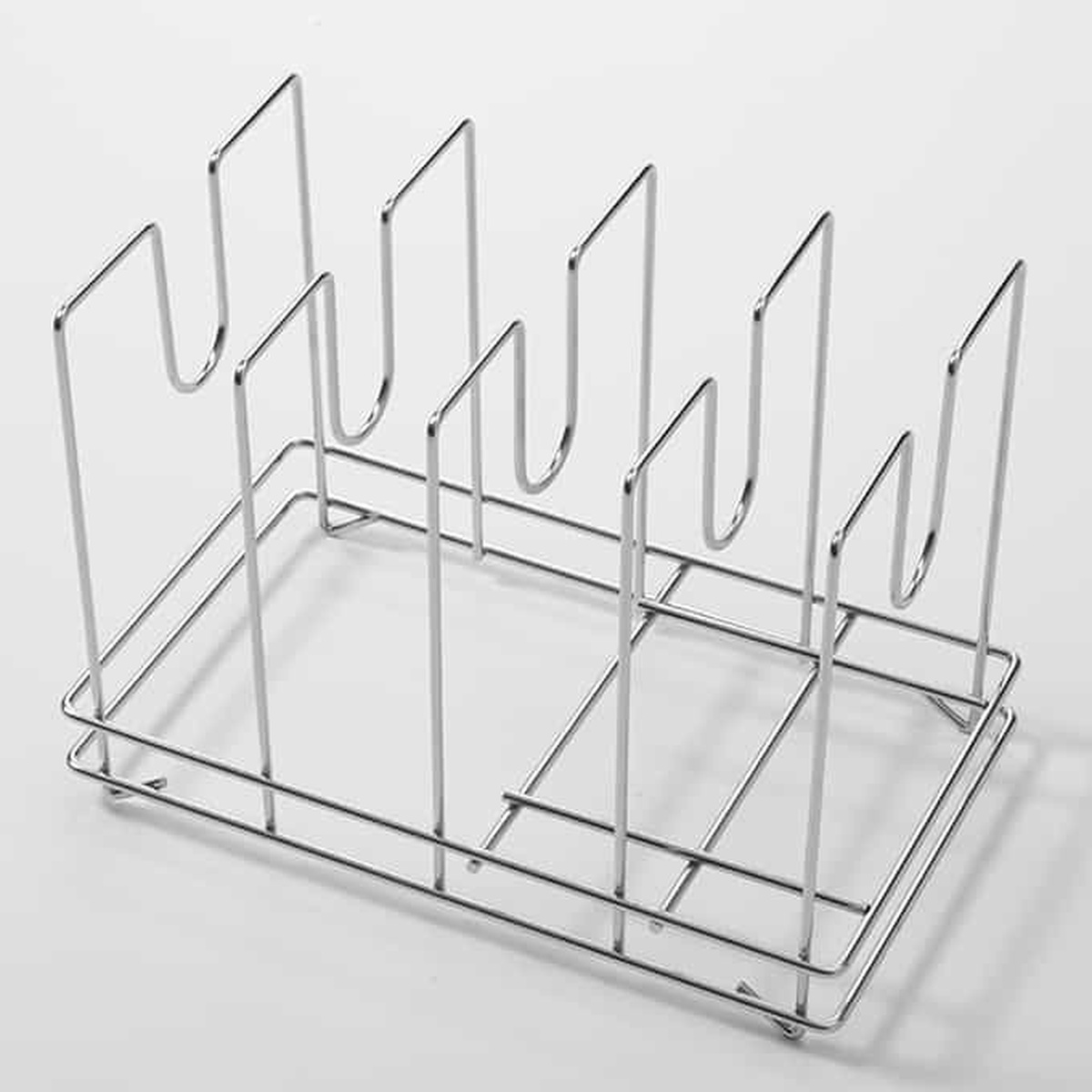 American Metalcraft 18040 4-slot chrome-plated steel pizza screen rack with curved dividers on white background