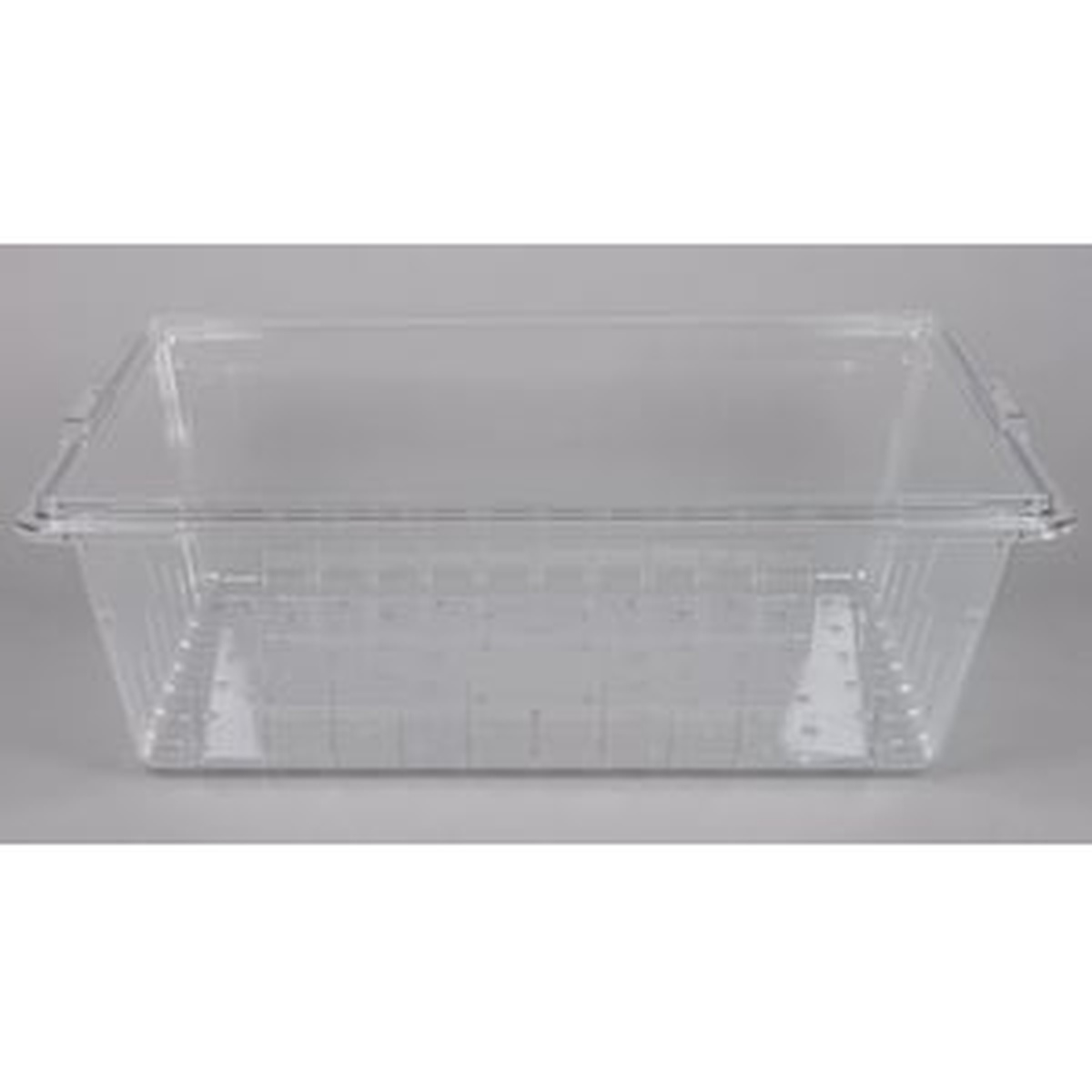 Cambro 18268CLRCW135 clear food drain box colander shown from straight-on front angle