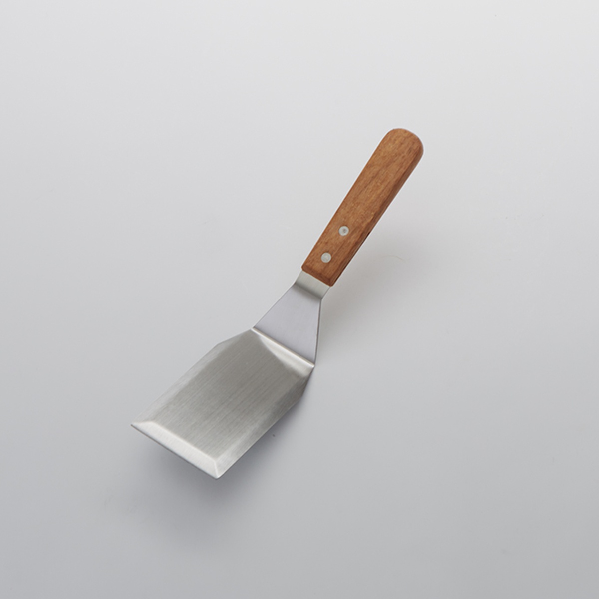 American Metalcraft 19007 stainless steel hamburger turner with offset blade and wood handle