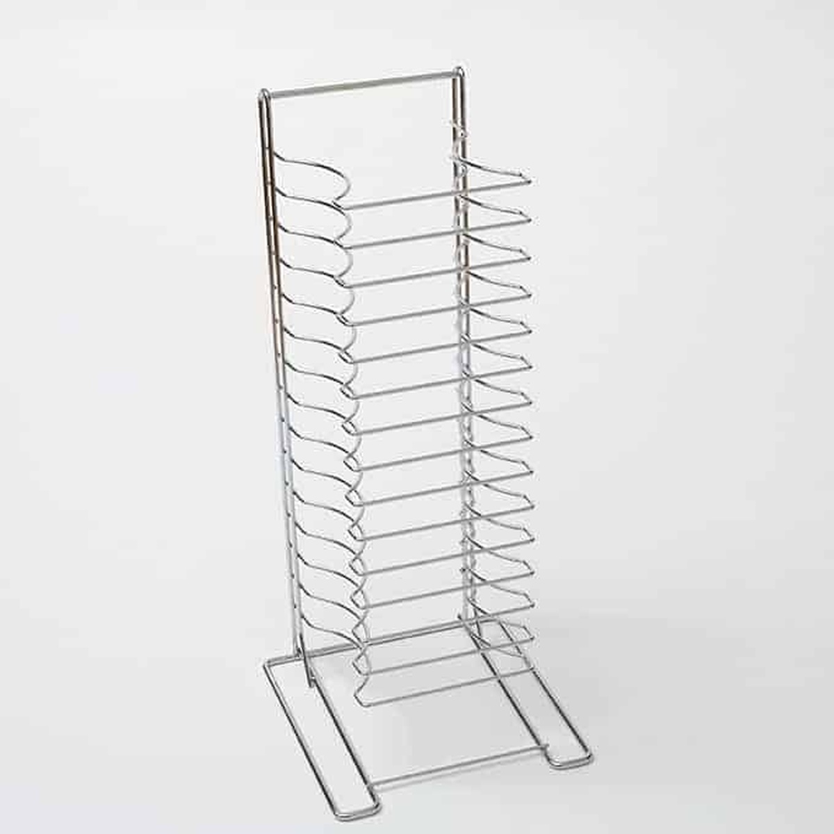 American Metalcraft 19029 15-shelf chrome-plated pizza pan rack on a white background