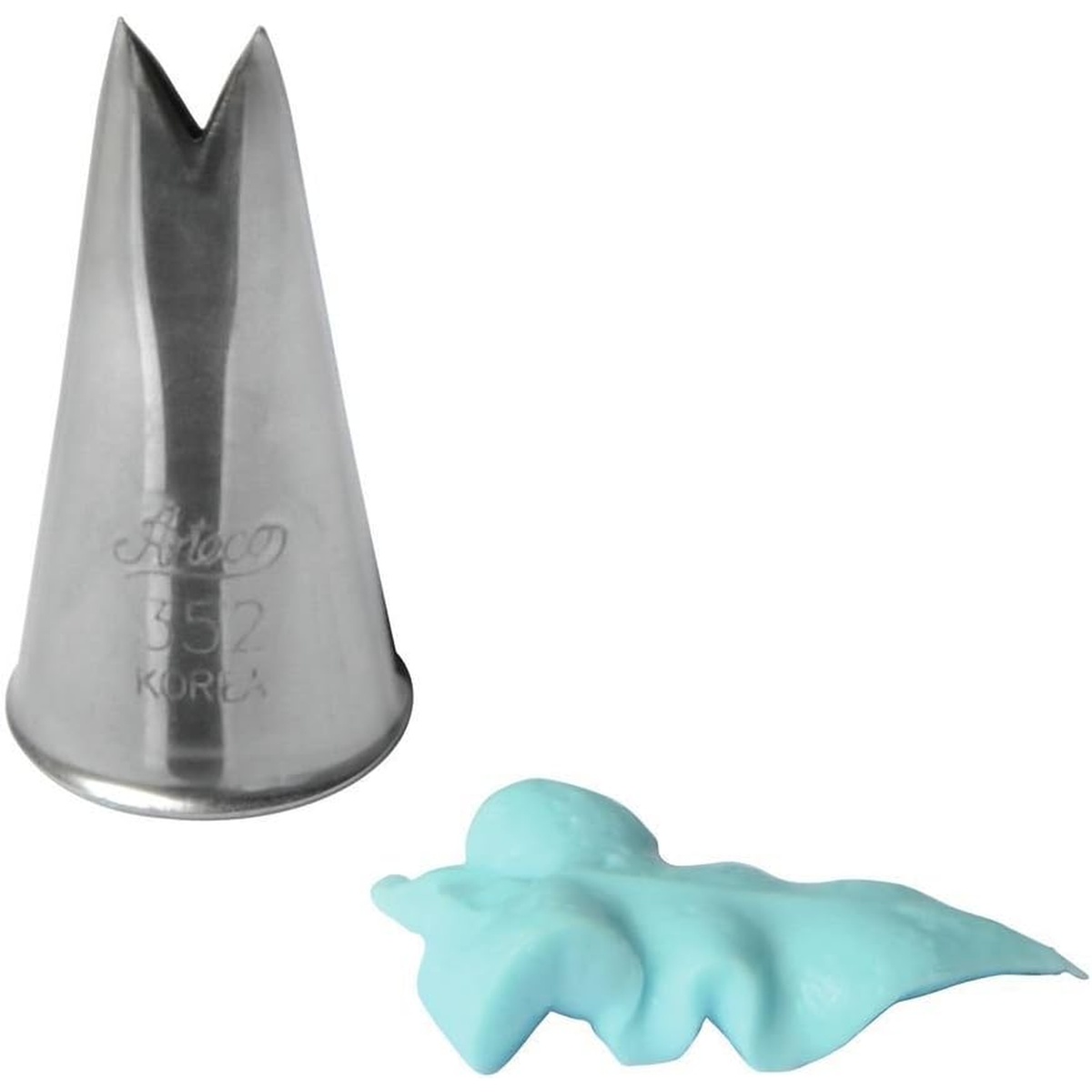 Ateco 352 leaf piping tip shown alongside a light blue frosting leaf decoration demonstrating the tip's output
