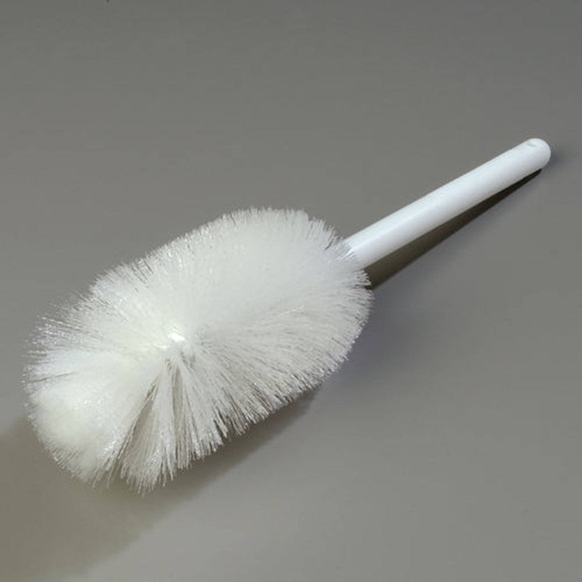 Carlisle Sparta 16-inch white half-gallon bottle brush with plastic handle and polyester bristle head