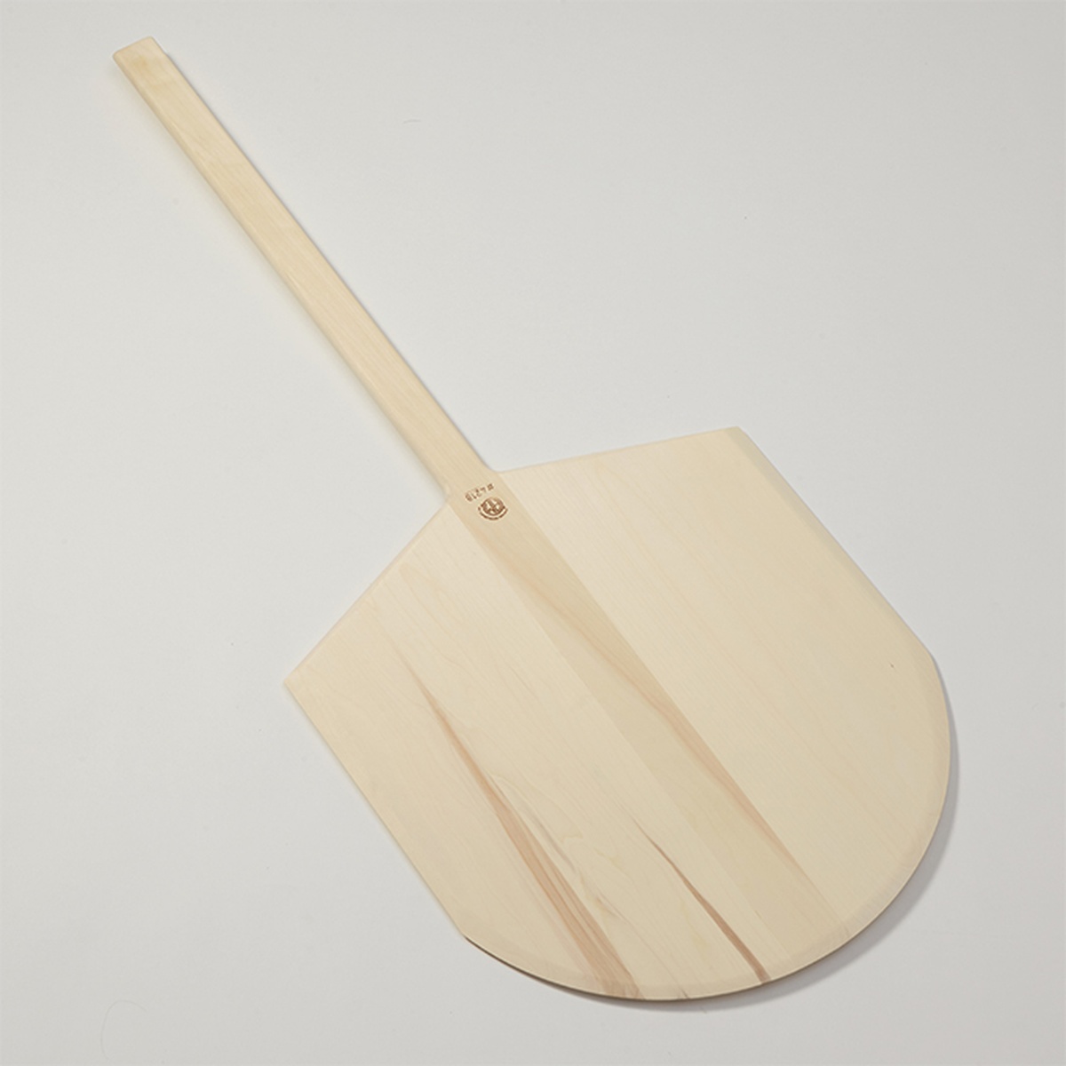 American Metalcraft 4218 42-inch wooden pizza peel with 18x18 inch poplar wood blade and long handle