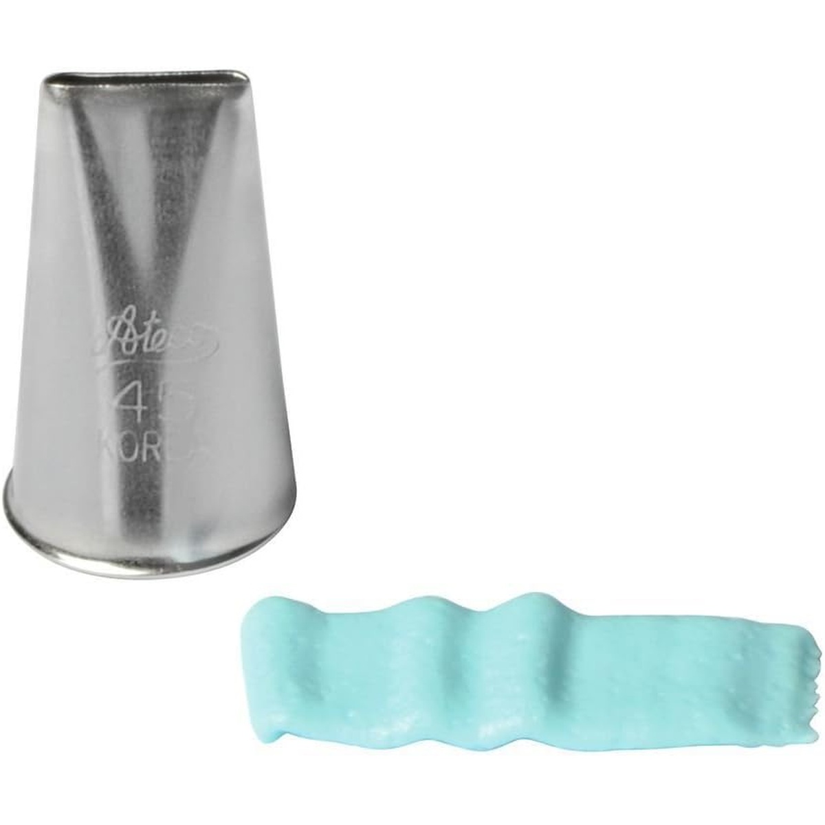 Ateco #45 tip next to a sample of piped basketweave frosting in light blue