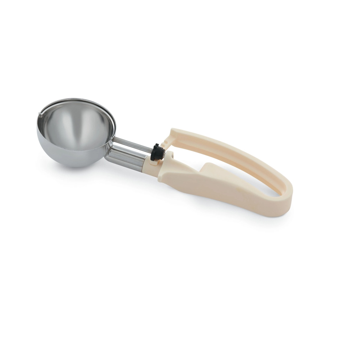 Vollrath 47392 ivory squeeze handle disher with stainless steel bowl on white background