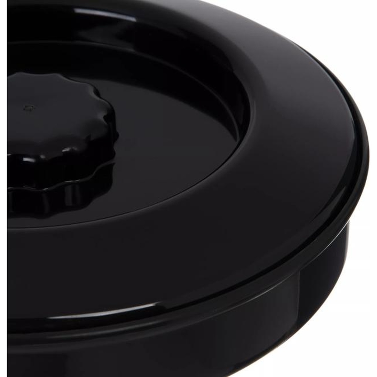 Close-up of black polypropylene tortilla server showing recessed knob handle on lid
