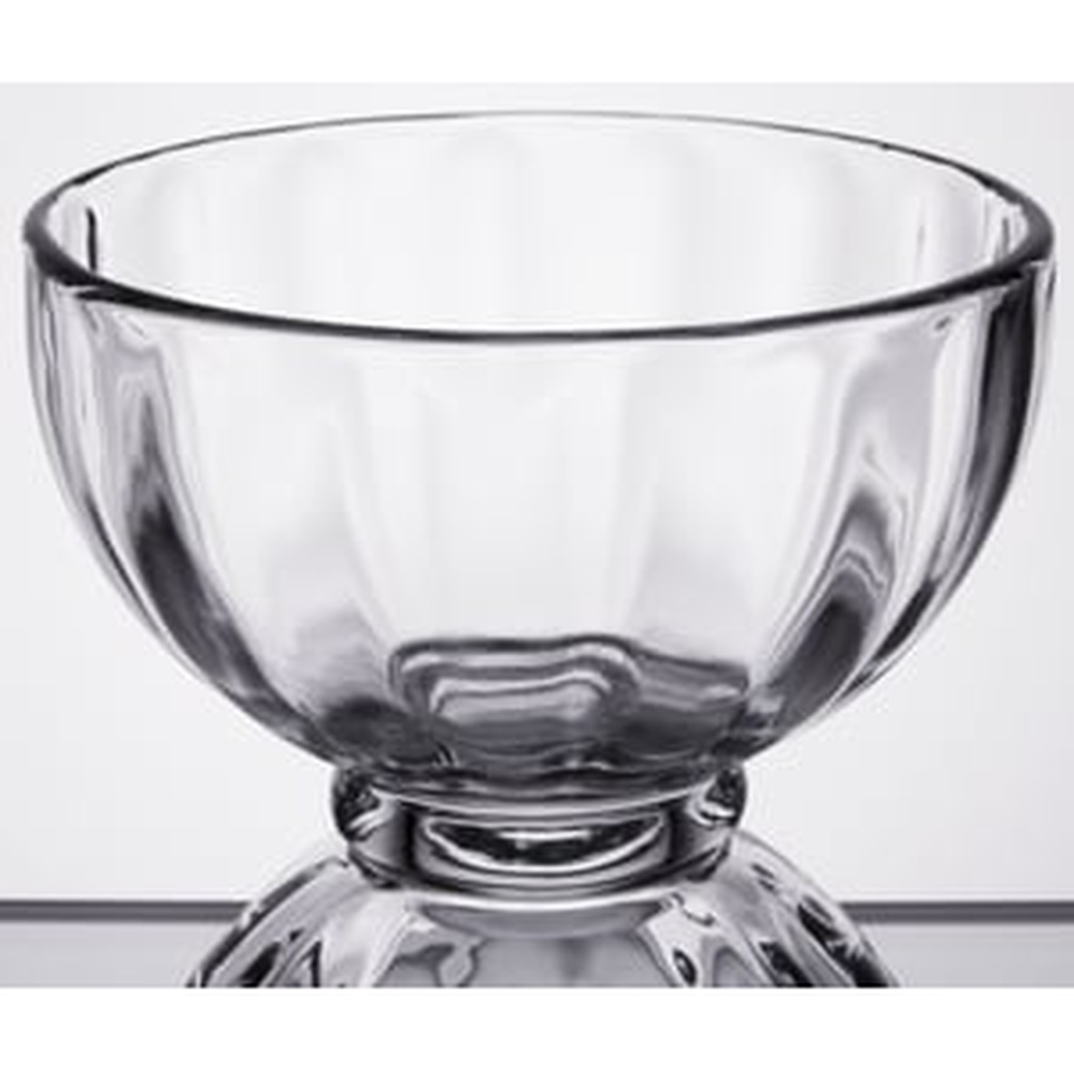 Libbey 5118 Supreme Glass Bowl three-quarter angle view highlighting the tapered bowl and pedestal base