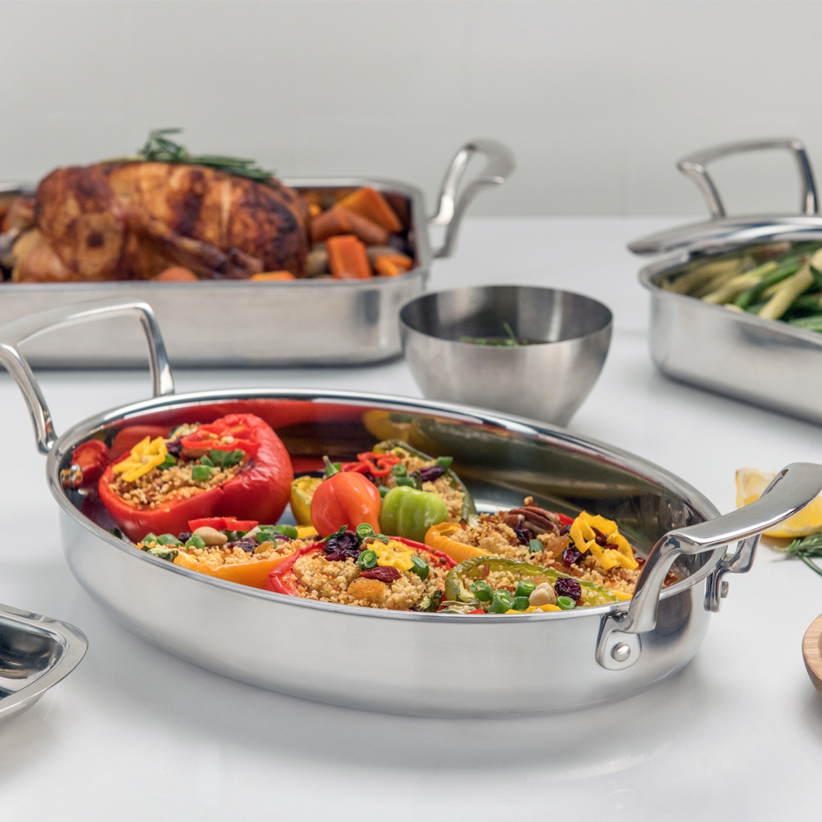 Browne Thermalloy roast pan showing tri-ply layered sidewall construction