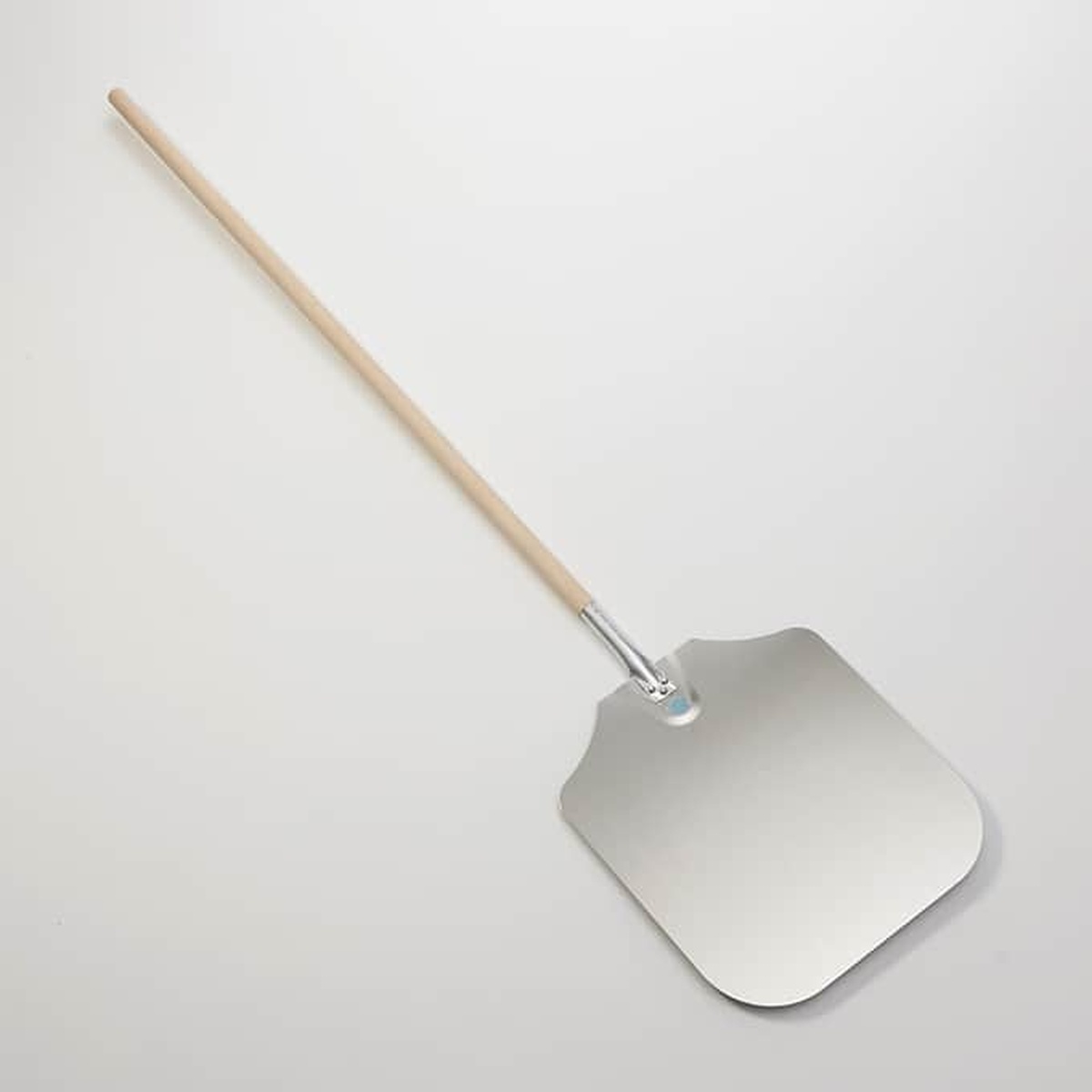 American Metalcraft 6816 aluminum pizza peel with long wooden handle and rectangular silver blade
