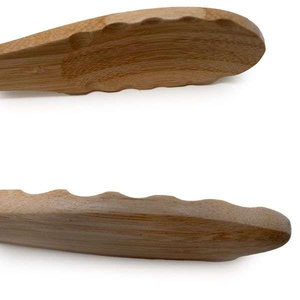Close-up of scalloped bamboo tong tips showing textured gripping edges