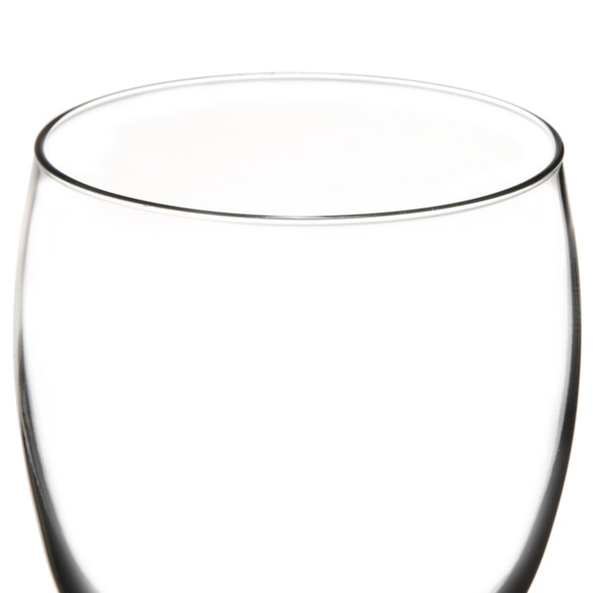Close-up of the beadless SheerRim edge on the Libbey Bristol Valley chalice wine glass bowl