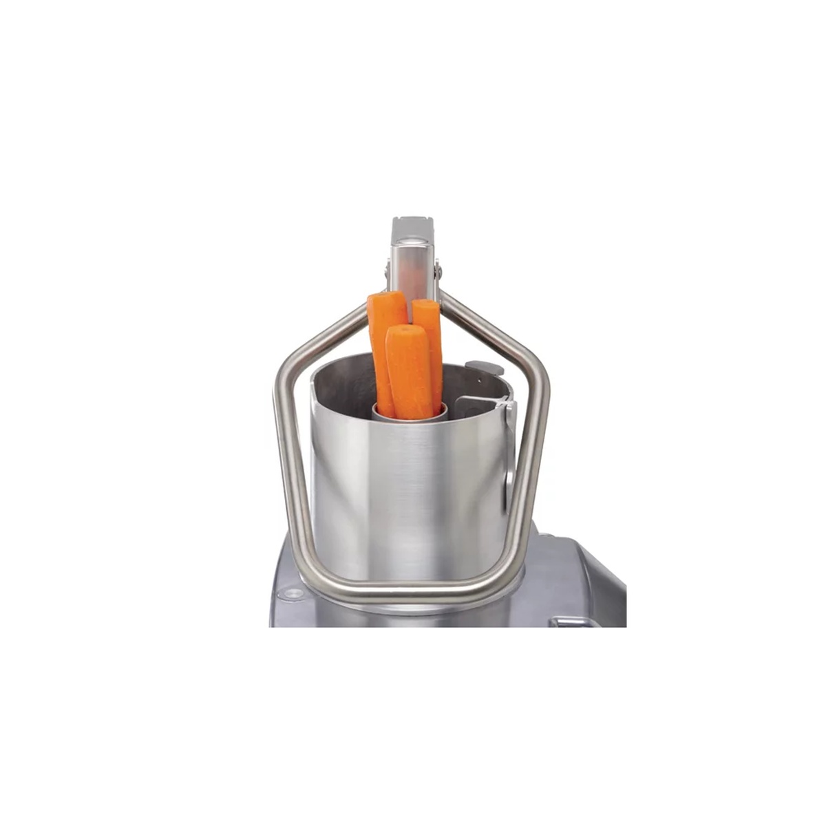 Cylindrical round hopper of Robot Coupe CL52E processing long carrots