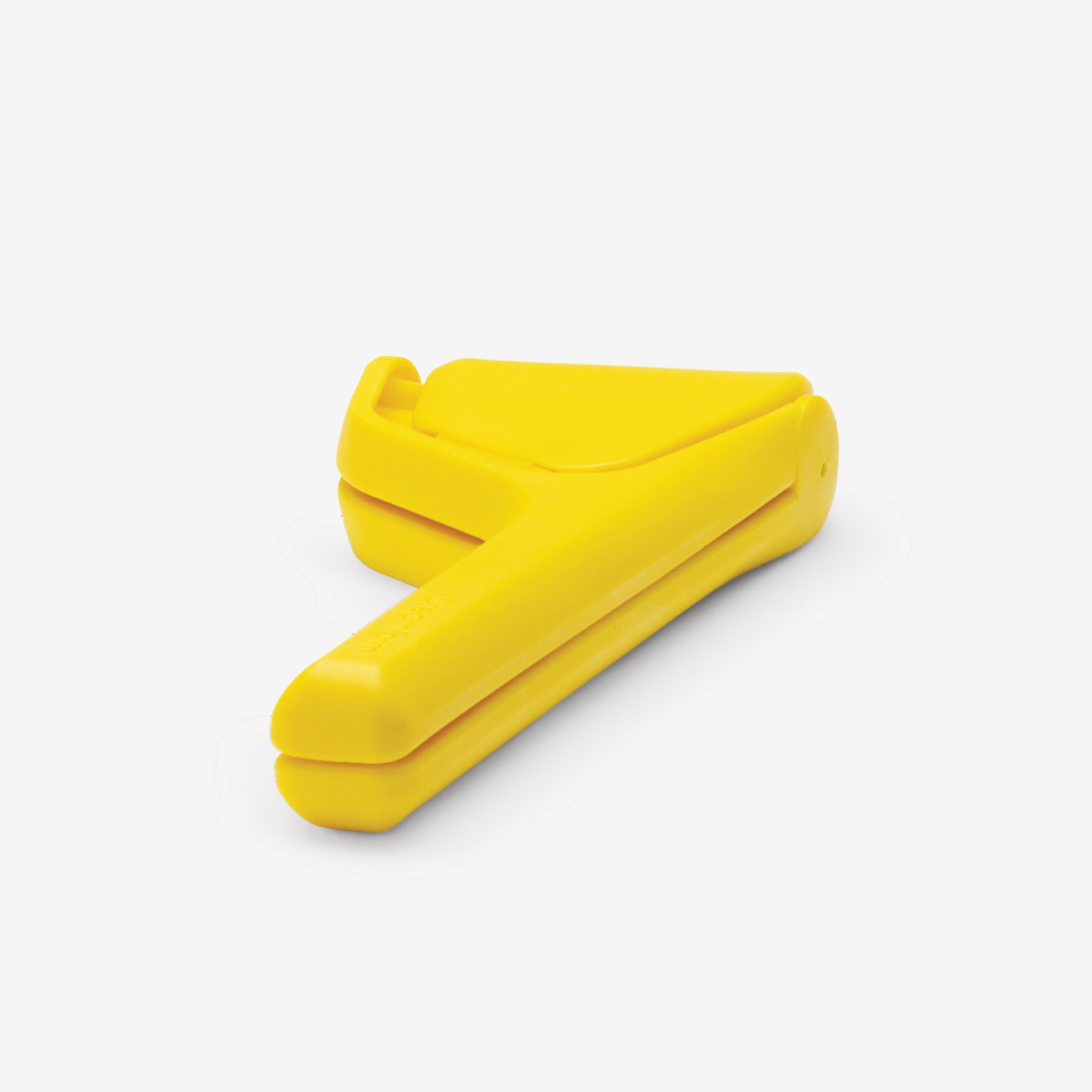 Dreamfarm Fluicer lemon juicer folded completely flat in yellow