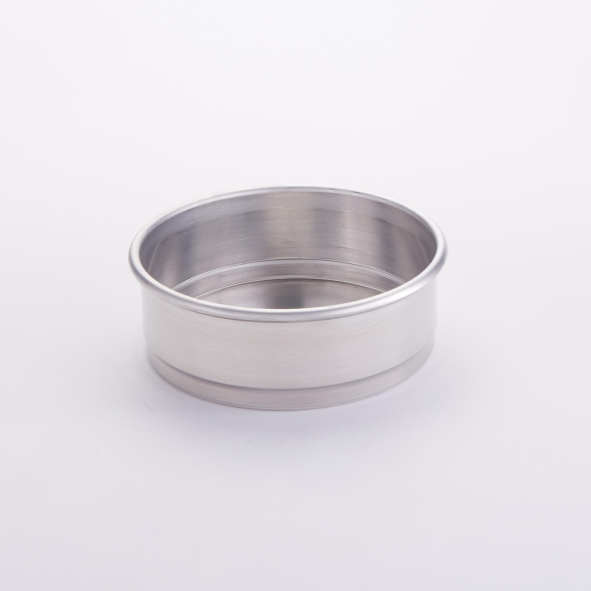 American Metalcraft DRPS5725 round silver aluminum straight-sided stacking dough pan, 7-inch diameter