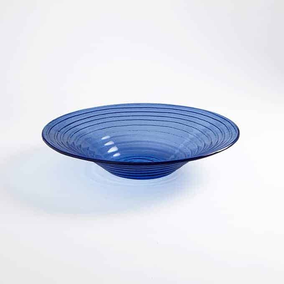 American Metalcraft GBB15 round blue glacier glass bowl with swirled ridge texture