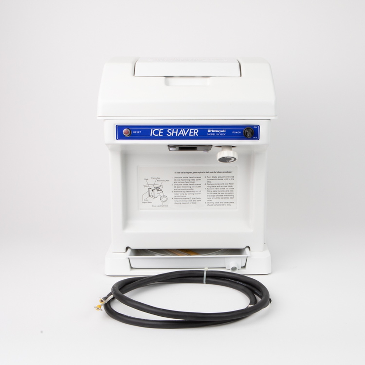 Hatsuyuki HC-8EDC cube ice shaver front view showing control panel and DC power cable