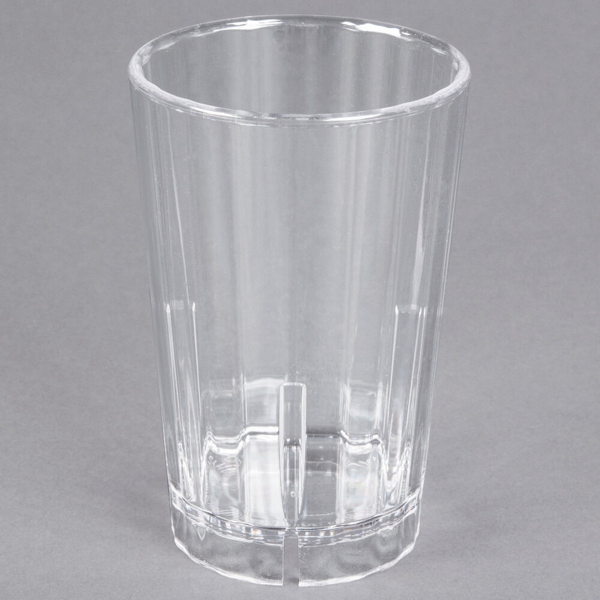 Cambro HT8CW135 clear 8 oz. polycarbonate tumbler showing fluted sides and three-sided drain bottom