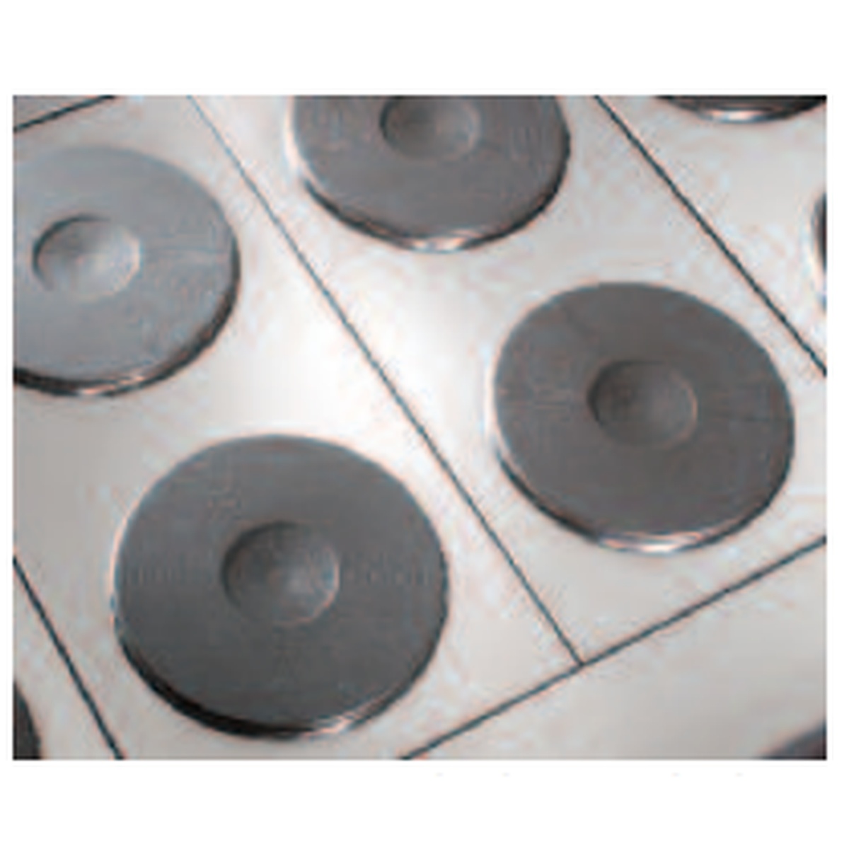 Close-up of round plate elements on the Imperial electric range top