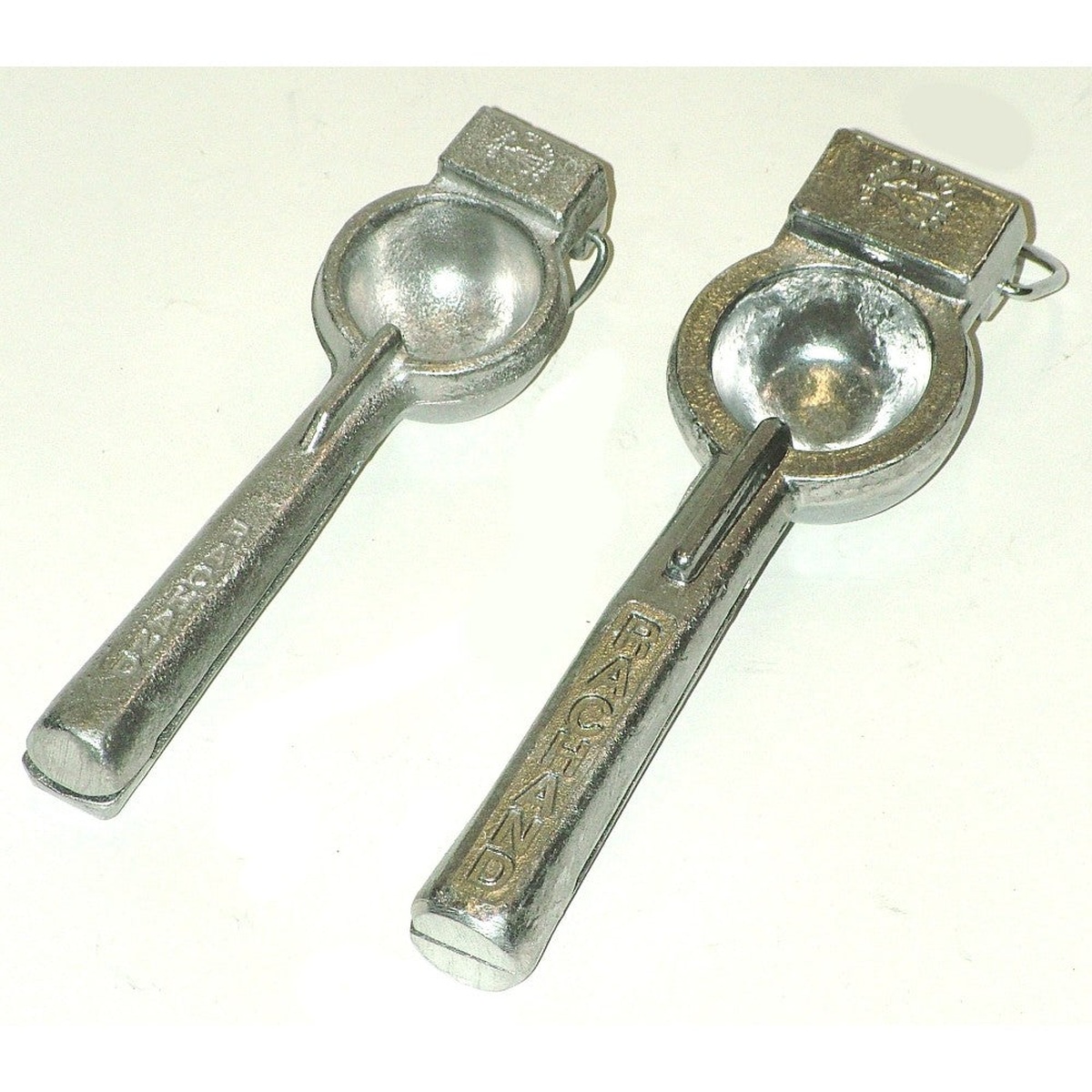 Ra Chand J185 heavy-duty cast metal lime squeezers shown open and closed