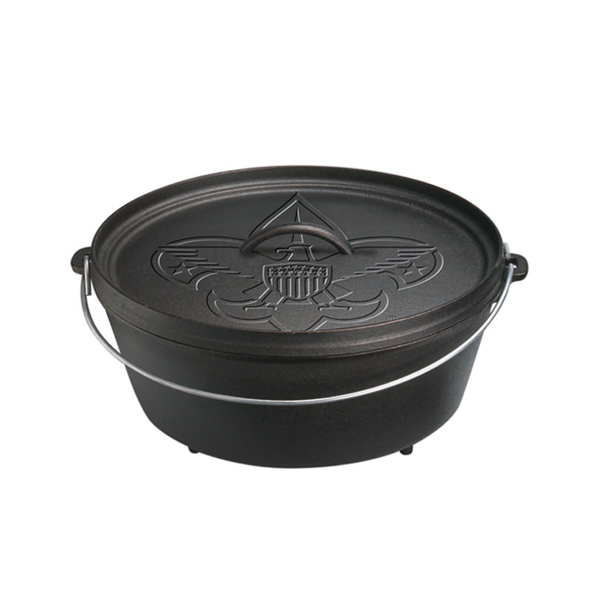 Lodge cast iron camp Dutch oven with Scouts lid design and bail handle
