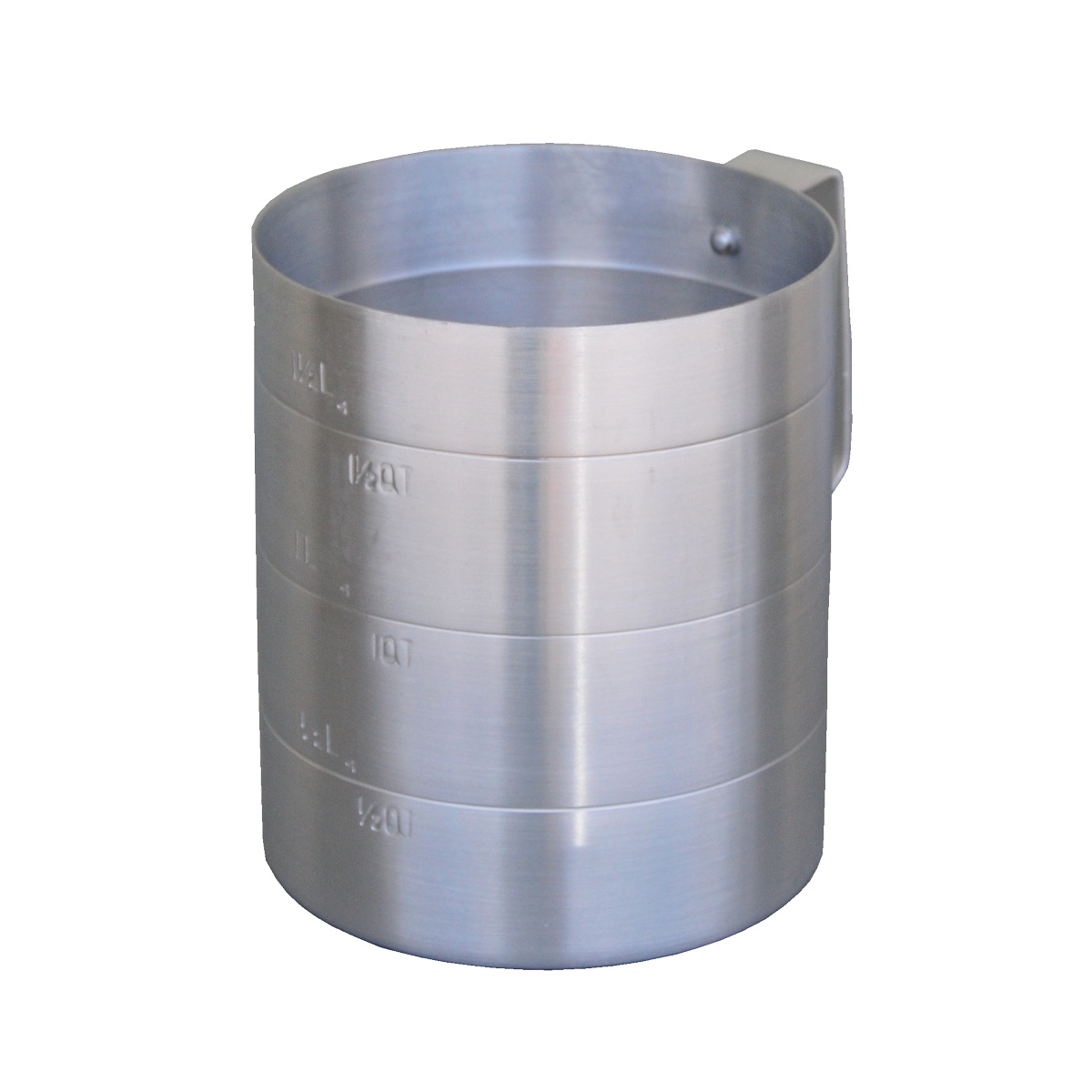 Libertyware MEA02D 2 Qt aluminum dry measuring cup with embossed graduation markings on the side and a flat handle
