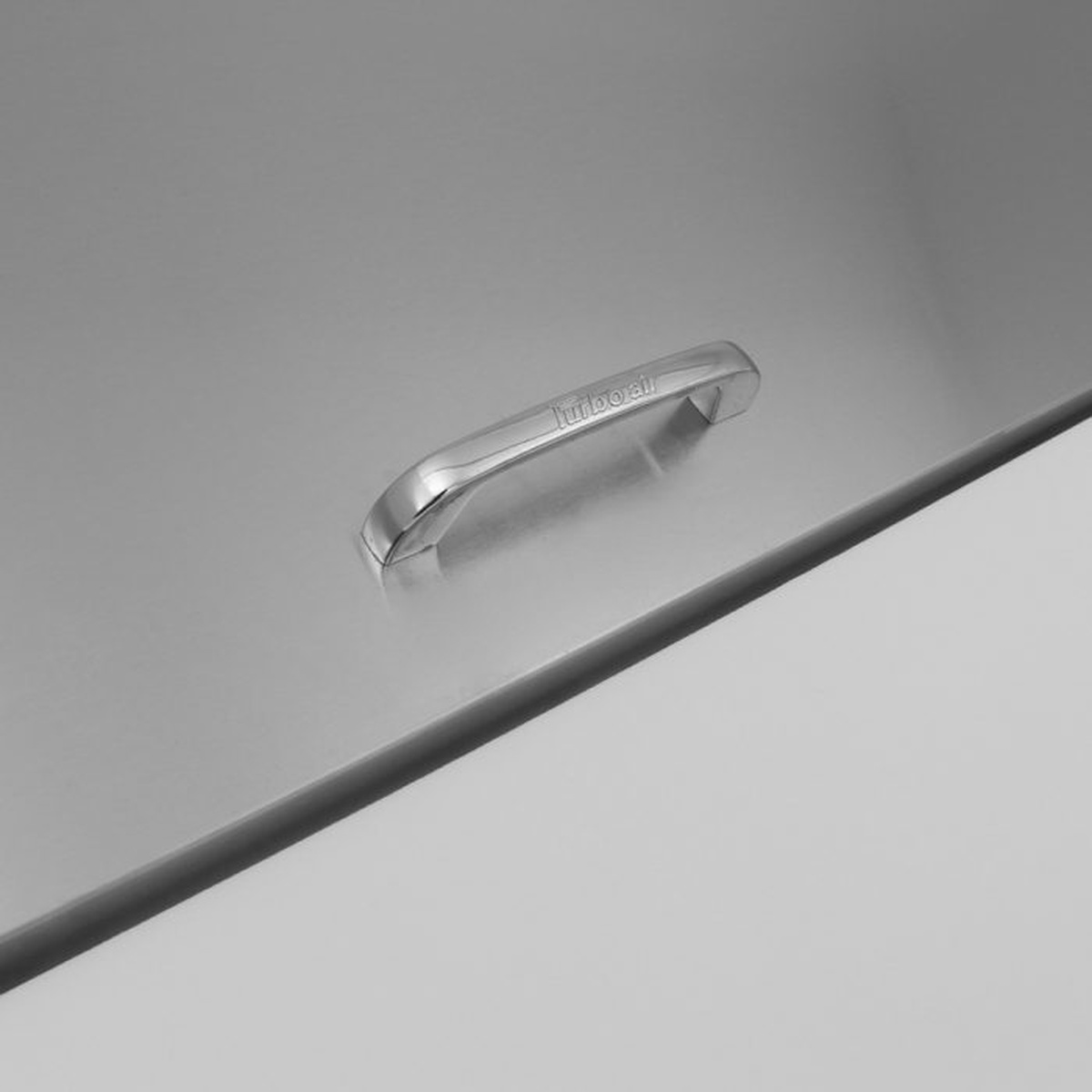 Close-up of Turbo Air prep table handle