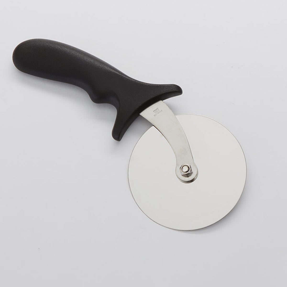 American Metalcraft PPC4 pizza cutter with 4-inch stainless steel wheel and black plastic handle on neutral background