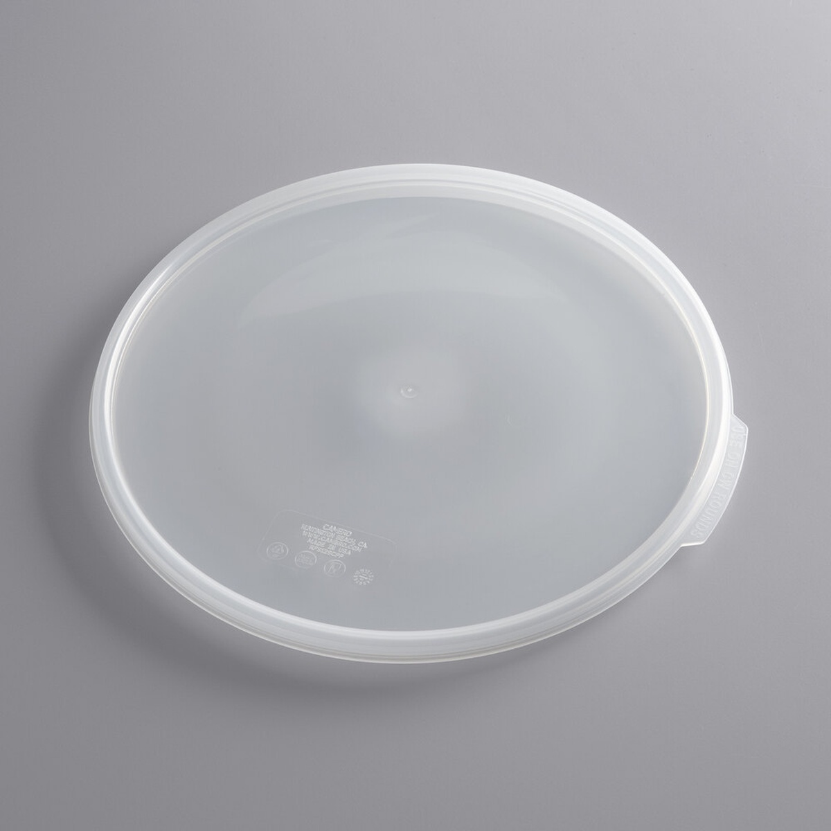 Cambro RFS12SCPP190 translucent round polypropylene seal cover, bottom view showing molded sealing rings