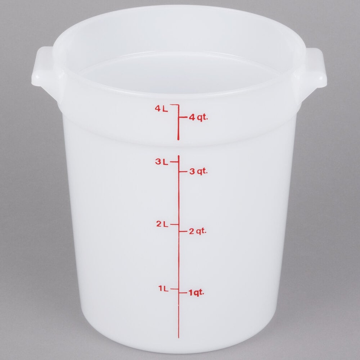 Cambro RFS4148 white round 4 qt. storage container with integrated handles and measurement markings, angled front view