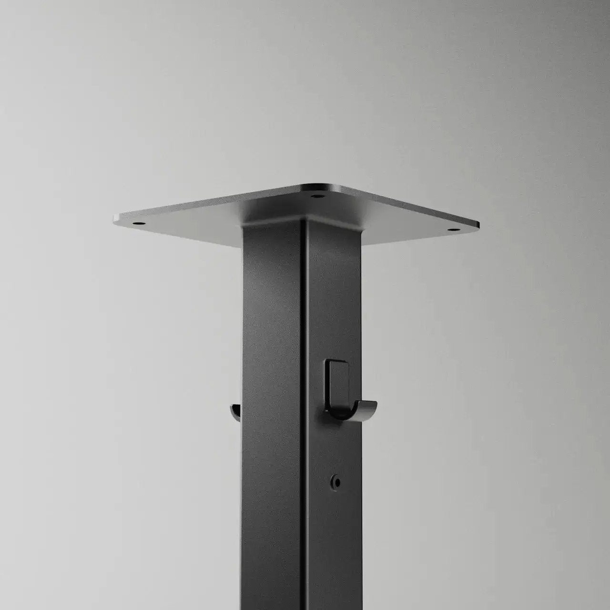 Top mounting plate and side hook on the table base