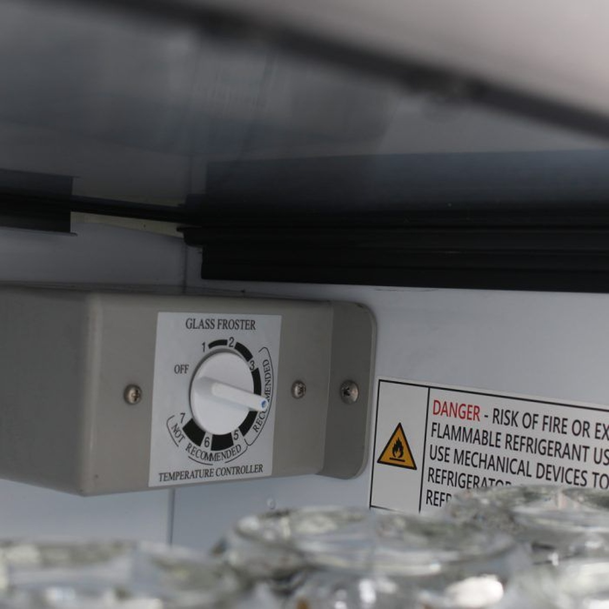 Temperature control dial inside the Turbo Air glass froster
