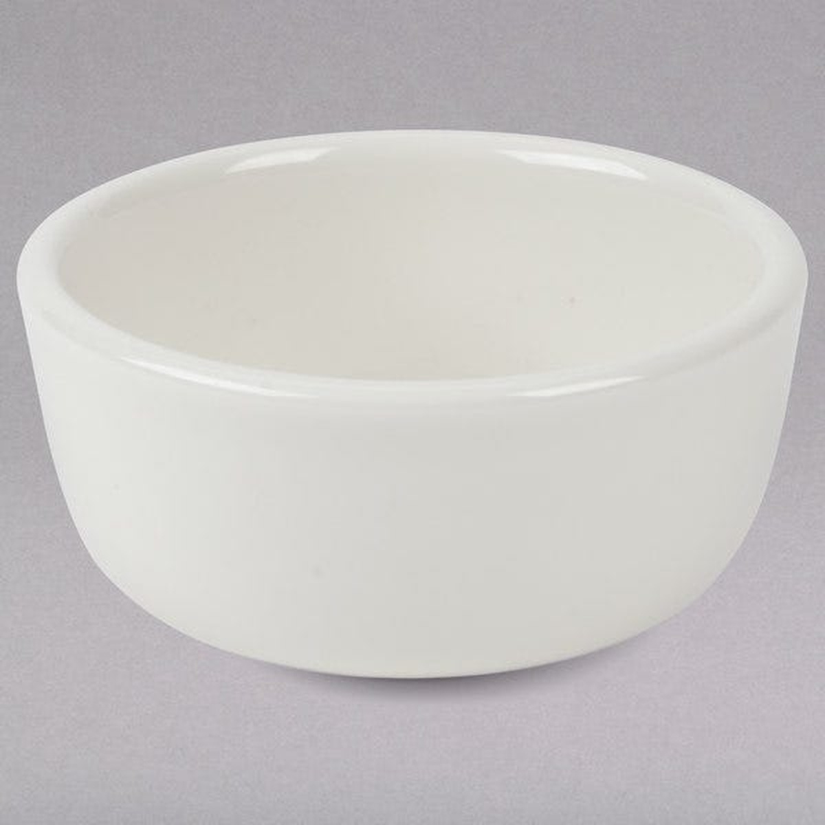 Tuxton TRE-095 Jung Bowl angled view showing eggshell glaze and rounded profile
