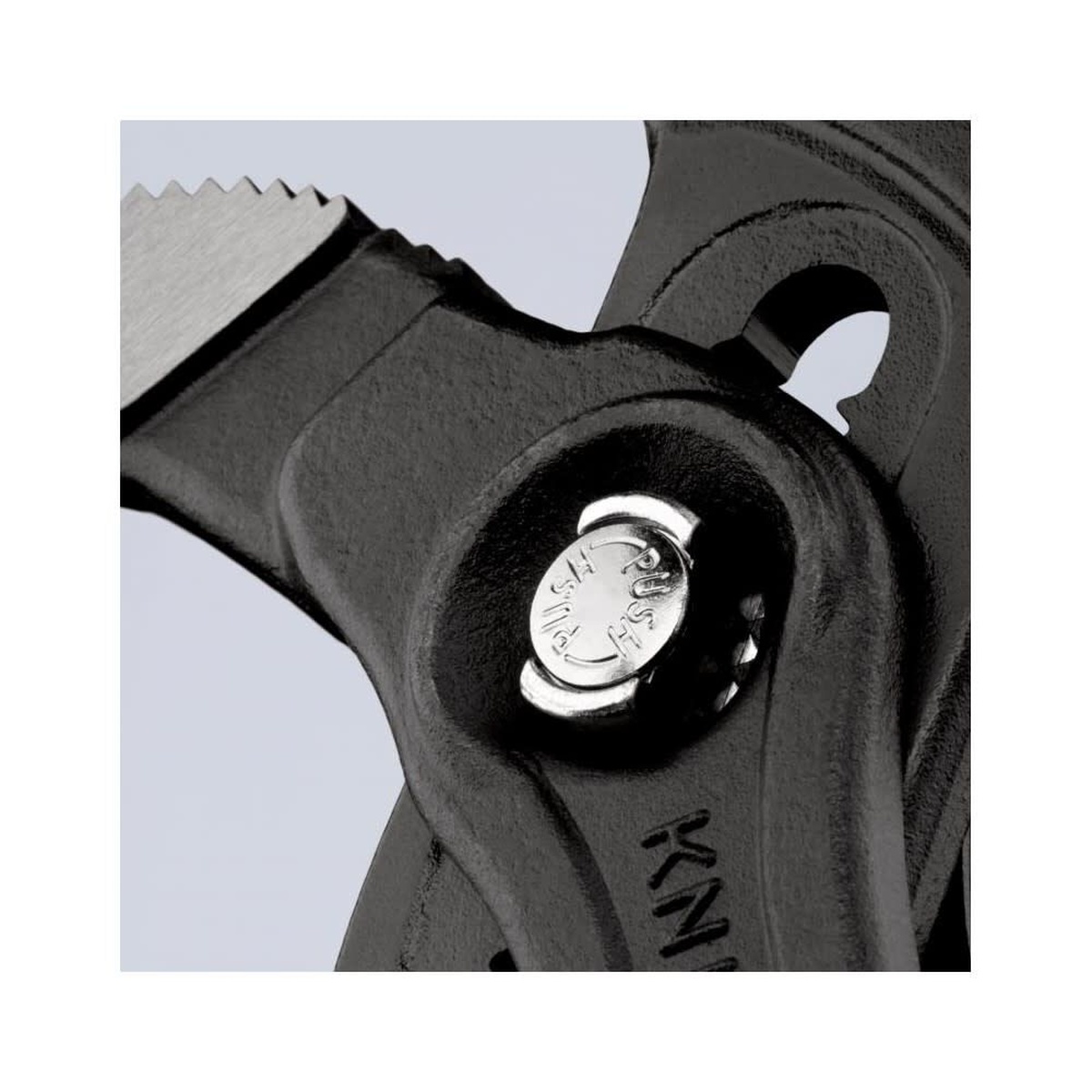 Close-up of the Knipex Cobra XL Water Pump Pliers 400mm box-joint hinge and jaw area showing heavy-duty construction
