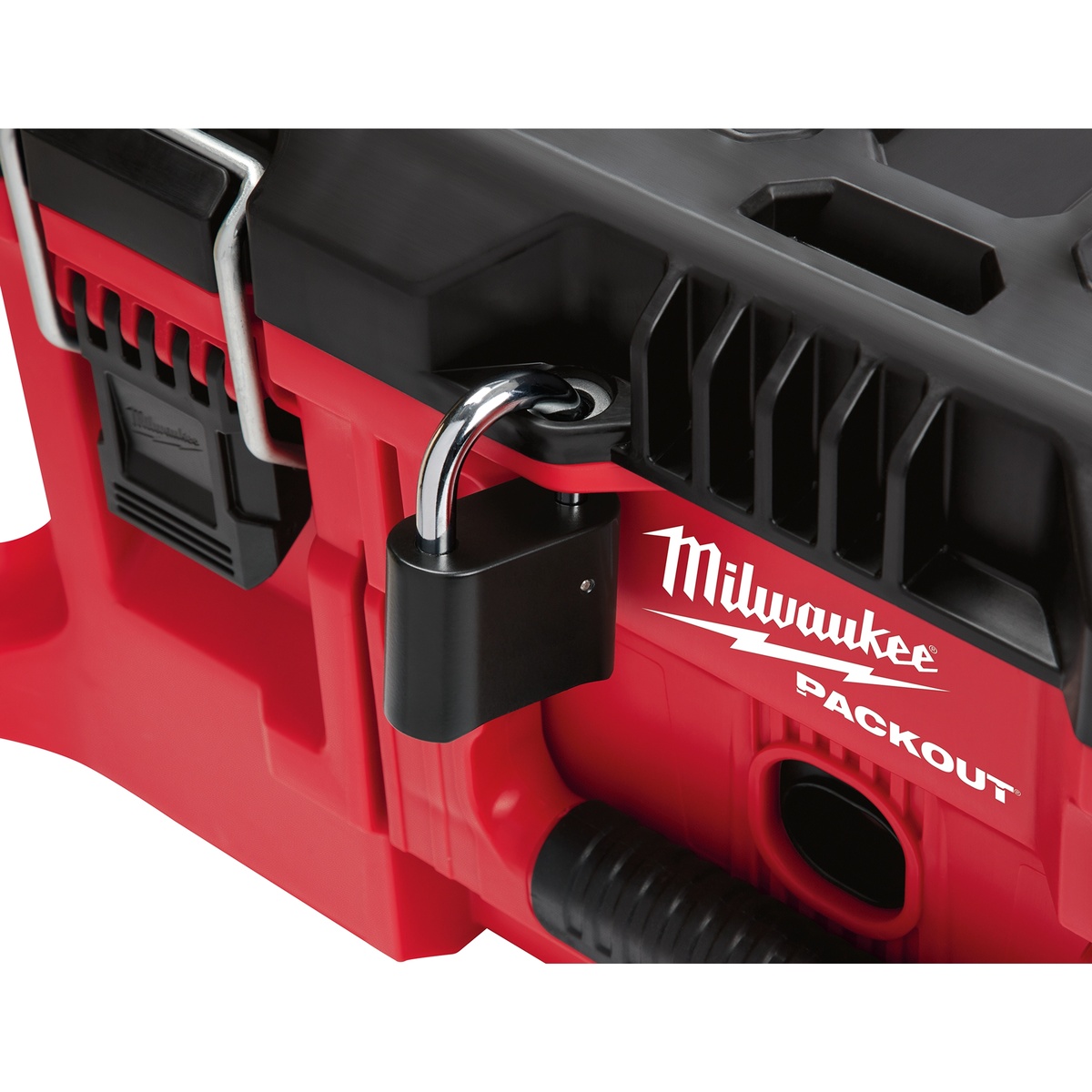 Milwaukee PACKOUT Large Tool Box 48-22-8425 close-up of the reinforced locking point and latch on the front of the box