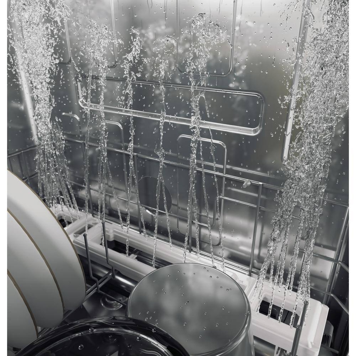 Variable-pressure wash jets spraying racks inside dishwasher