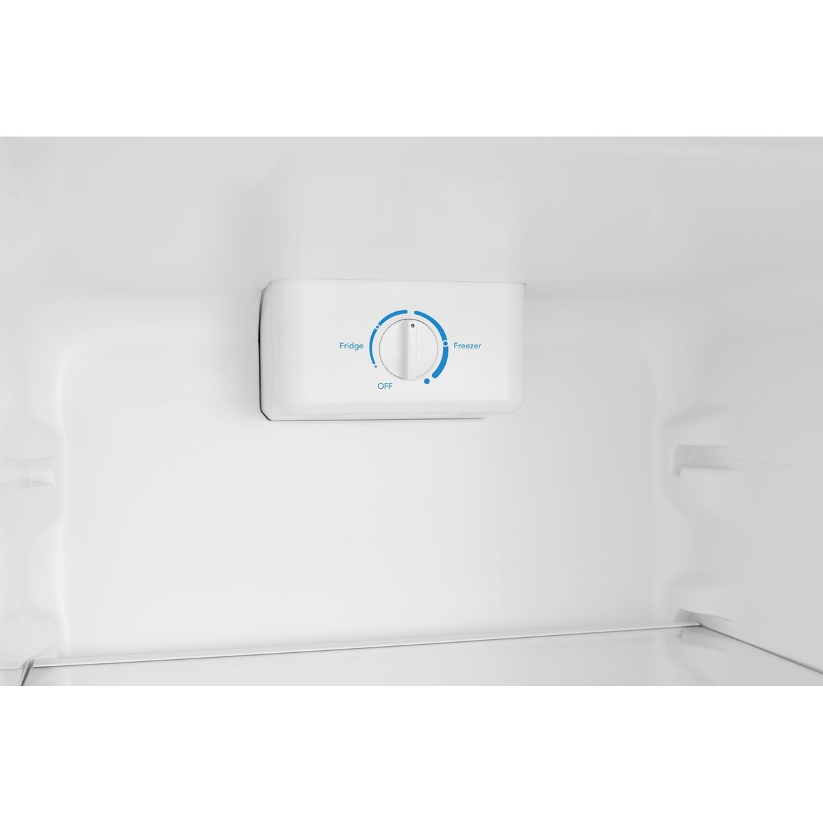 Interior temperature control dial labeled Fridge, Freezer, and Off